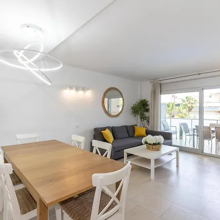 Uhc Aqquaria Family Complex Salou